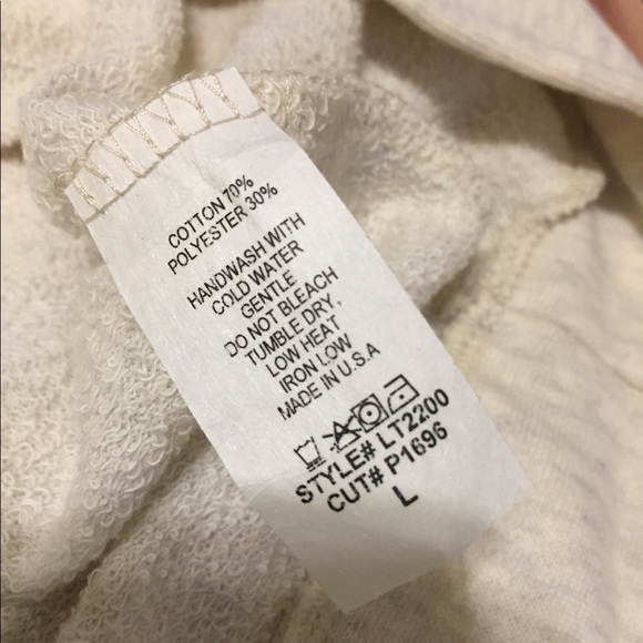 NWT. Hailey & Co. cute top with velvet floral sleeves. - Picture 5 of 5